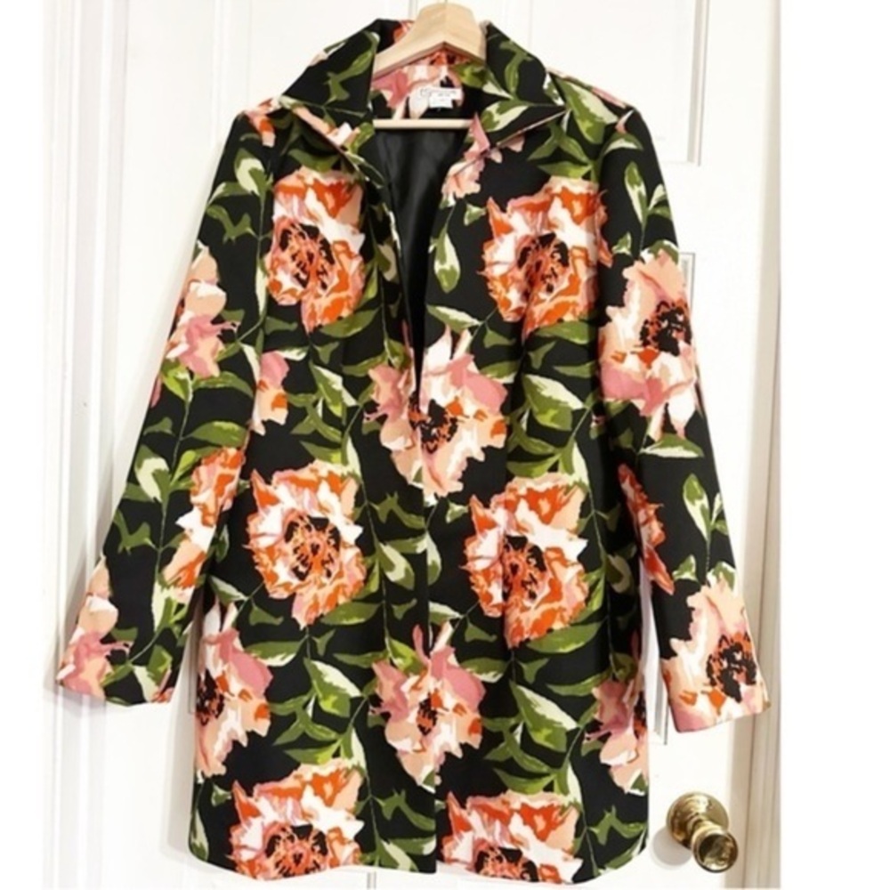 Grace Chuang New York Black Floral Ibhna Short Coat Blazer SZ XL.